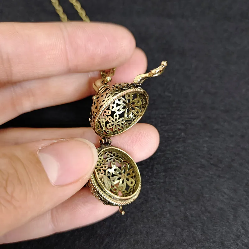 Vintage Messing Hohl Ball Meda – Diffuser Necklace Locket Bewertung und Preis